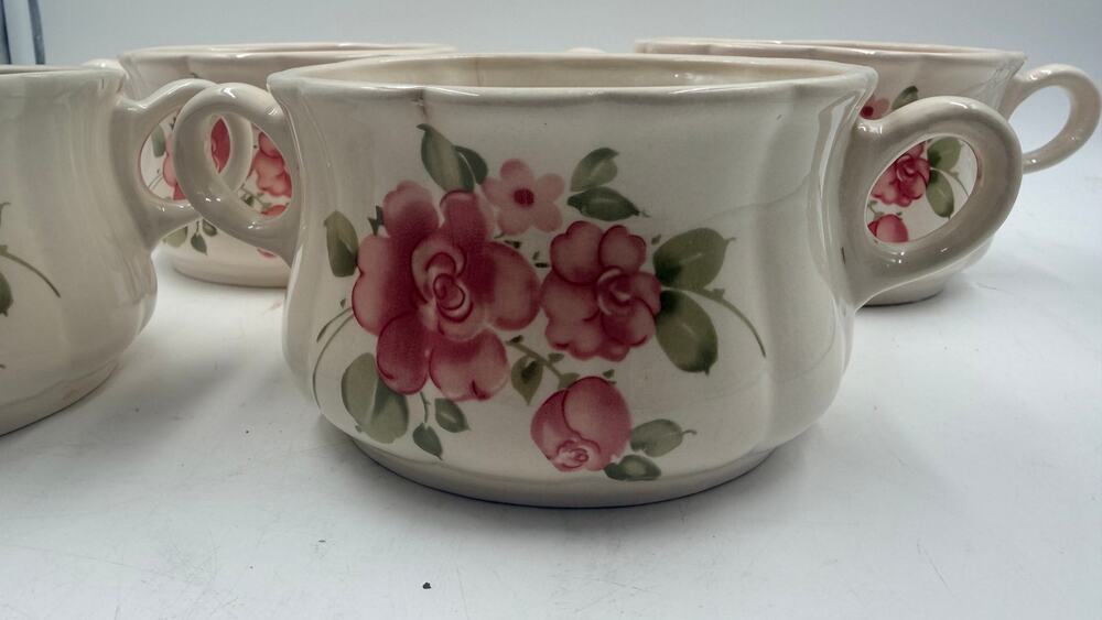 Set of 4 Vintage Gibson Housewares "Roseland" Floral Pattern Soup Bowls